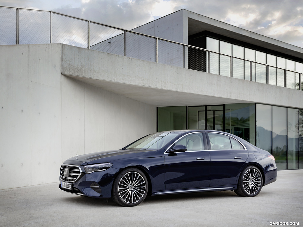 2024 Mercedes-Benz E-Class Plug-In Hybrid Exclusive Line (Color: Nautic Blue) - Front Three-Quarter