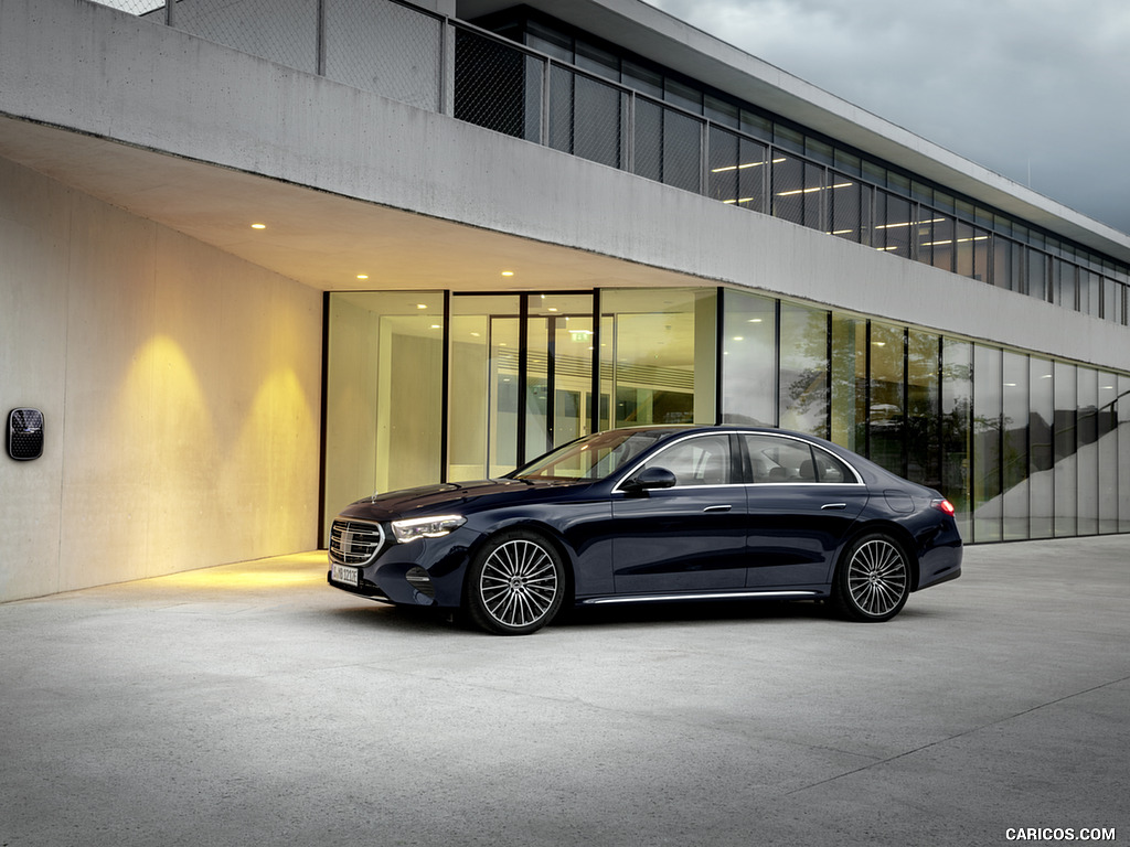 2024 Mercedes-Benz E-Class Plug-In Hybrid Exclusive Line (Color: Nautic Blue) - Front Three-Quarter