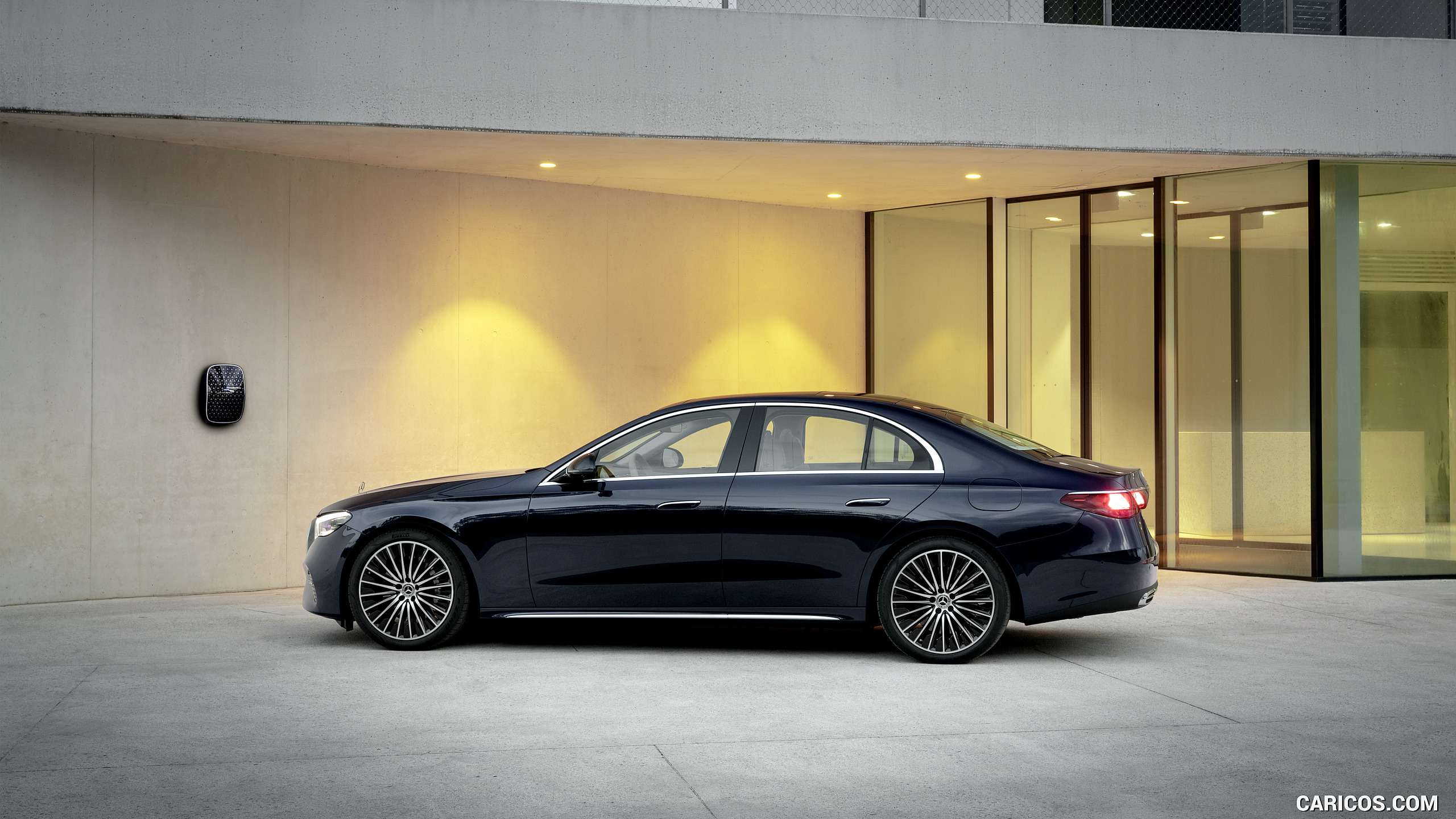 2024 MercedesBenz EClass PlugIn Hybrid Exclusive Line (Color Nautic