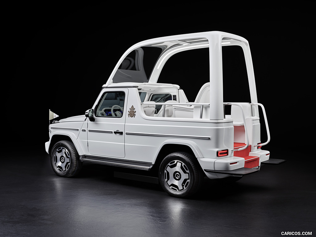 2024 Mercedes-Benz G580 EQ Popemobile - Rear Three-Quarter