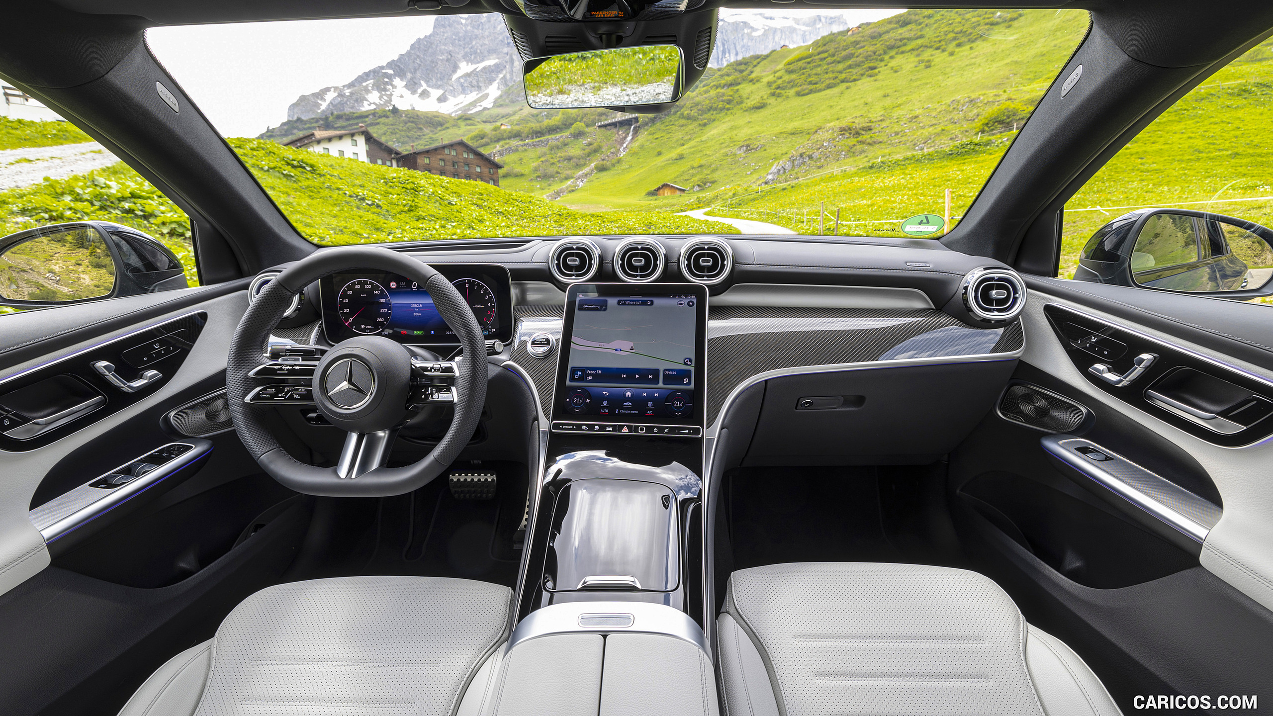 2024 Mercedes-Benz GLC 300 de 4MATIC Coupé AMG line - Interior, Cockpit, #96 of 182