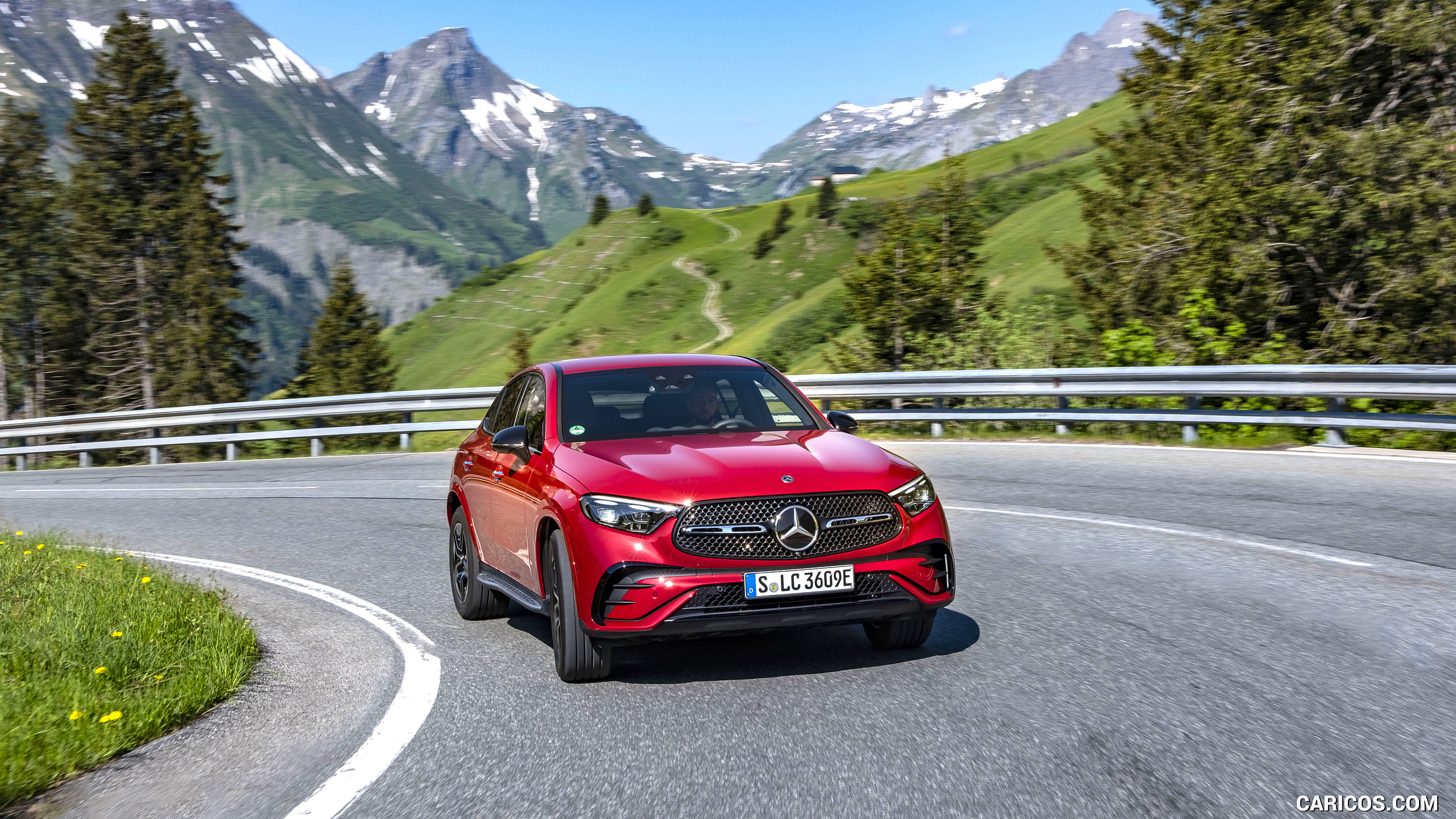 2024 Mercedes-Benz GLC 400 e 4MATIC Coupé AMG line (Color: Patagonia Red) - Front, #124 of 182
