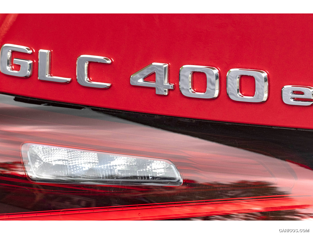 2024 Mercedes-Benz GLC 400 e 4MATIC Coupé AMG line (Color: Patagonia Red) - Badge