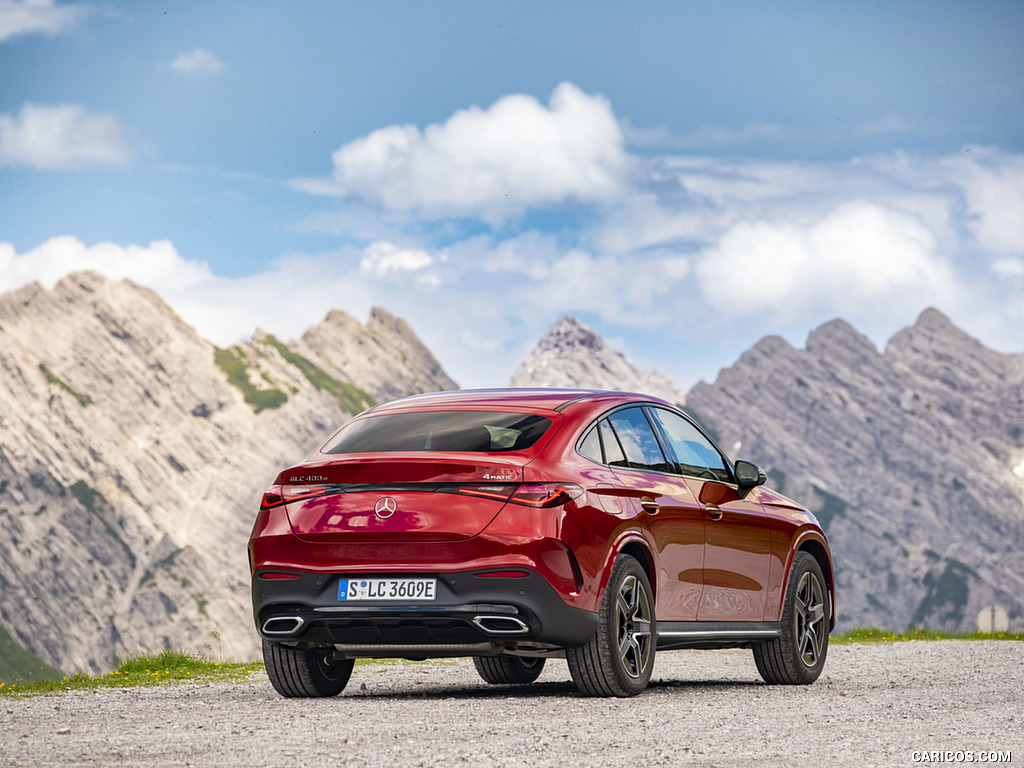 2024 Mercedes-Benz GLC 400 e 4MATIC Coupé AMG line (Color: Patagonia Red) - Rear