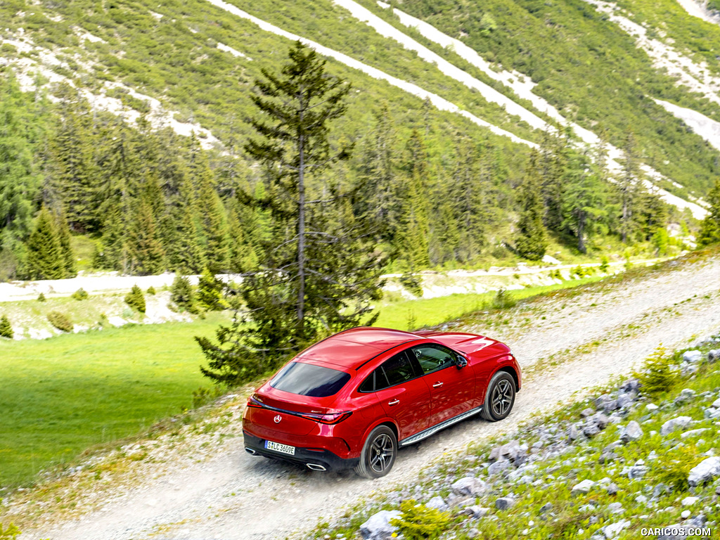 2024 Mercedes-Benz GLC 400 e 4MATIC Coupé AMG line (Color: Patagonia Red) - Rear Three-Quarter