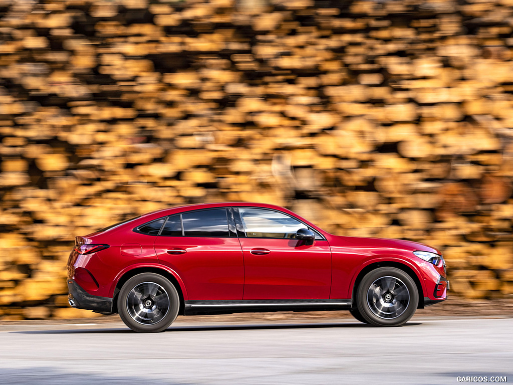 2024 Mercedes-Benz GLC 400 e 4MATIC Coupé AMG line (Color: Patagonia Red) - Side