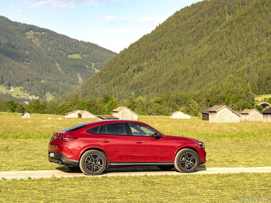 2024 Mercedes-Benz GLC 400 e 4MATIC Coupé AMG line (Color: Patagonia Red) - Side