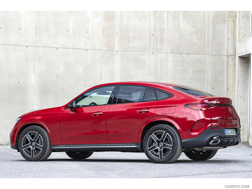 2024 Mercedes-Benz GLC 400 e 4MATIC Coupé AMG line (Color: Patagonia Red) - Side