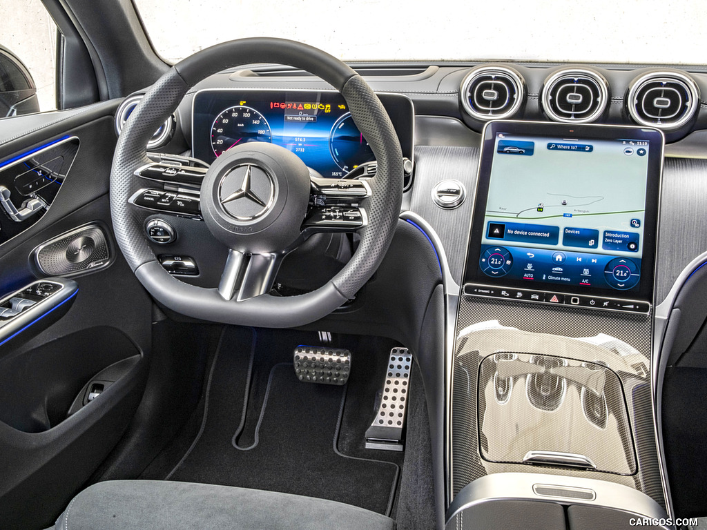 2024 Mercedes-Benz GLC 400 e 4MATIC Coupé AMG line - Interior, Cockpit