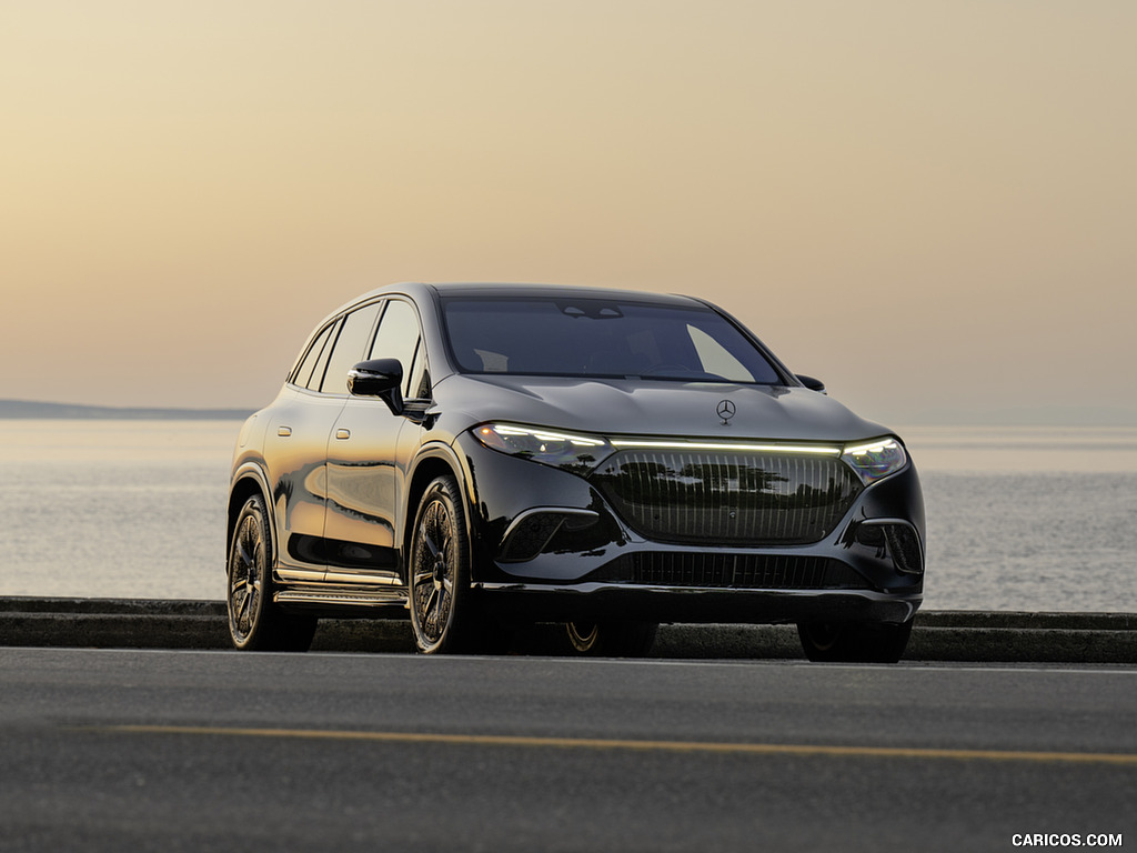 2024 Mercedes-Maybach EQS 680 SUV (Color: Obsidian Black/Mojave Silver) - Front