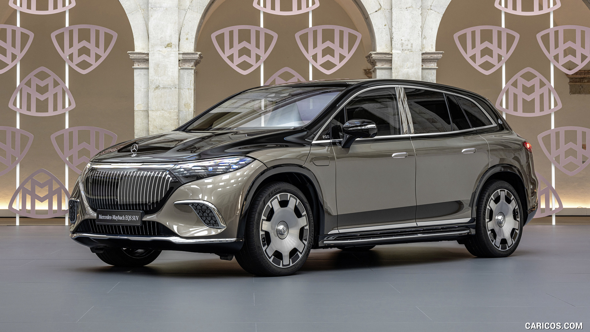 2024 MercedesMaybach EQS SUV Caricos