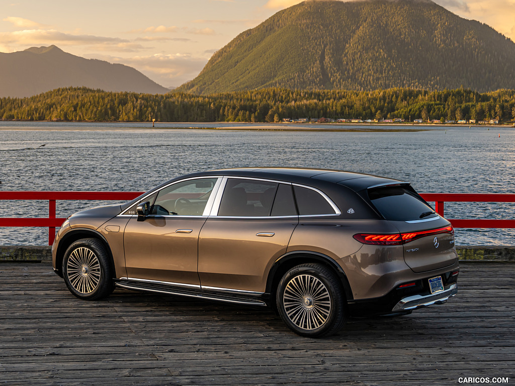 2024 Mercedes-Maybach EQS 680 SUV (Color: Velvet Brown/Onyx Black) - Rear Three-Quarter