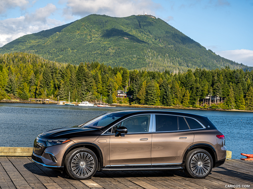 2024 Mercedes-Maybach EQS 680 SUV (Color: Velvet Brown/Onyx Black) - Side