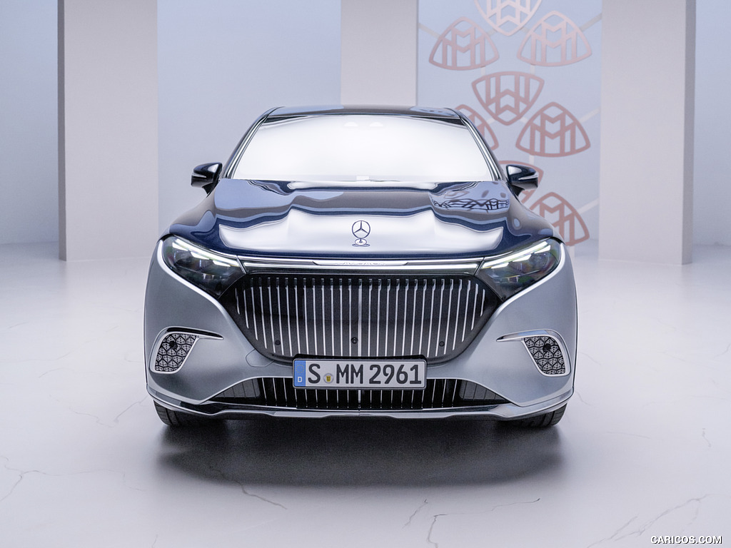 2024 Mercedes-Maybach EQS 680 SUV - Front