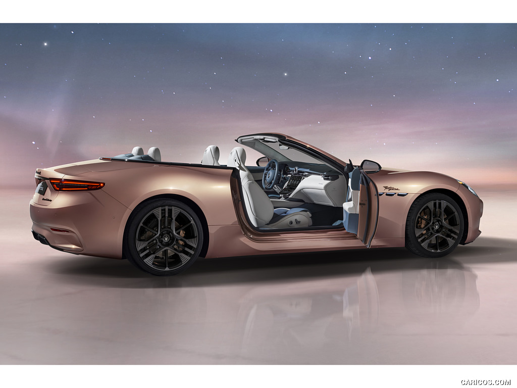 2025 Maserati GranCabrio Folgore - Side