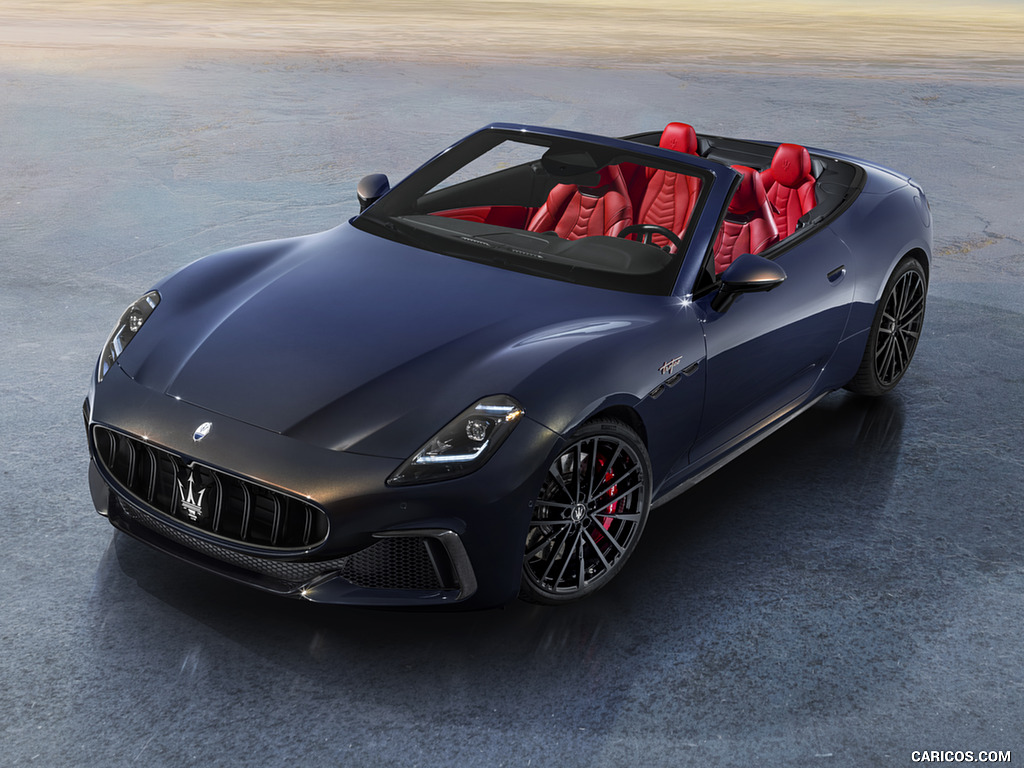 2025 Maserati GranCabrio Trofeo - Front Three-Quarter