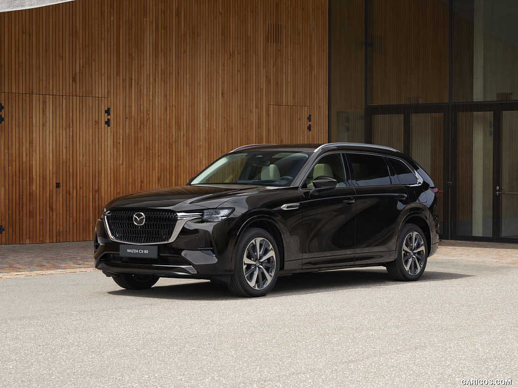 2025 Mazda CX-80 - Front Three-Quarter