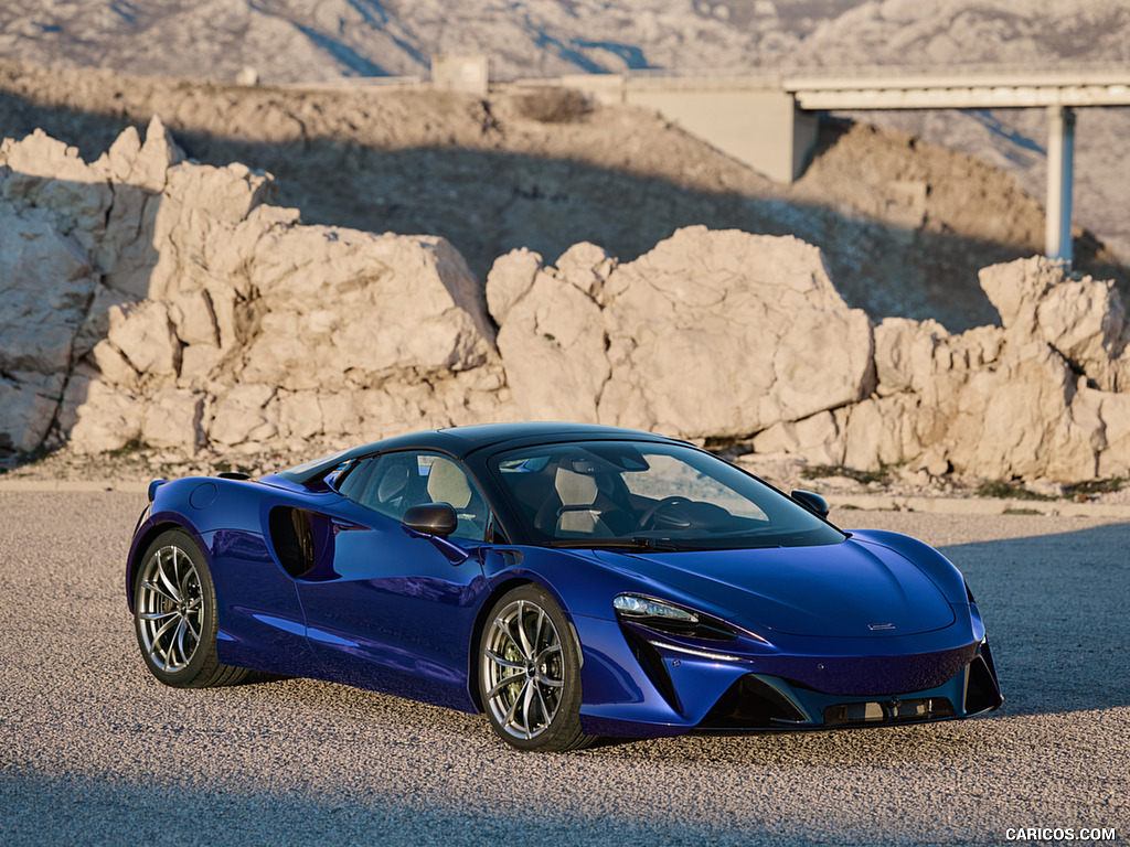 2025 McLaren Artura Spider - Front Three-Quarter