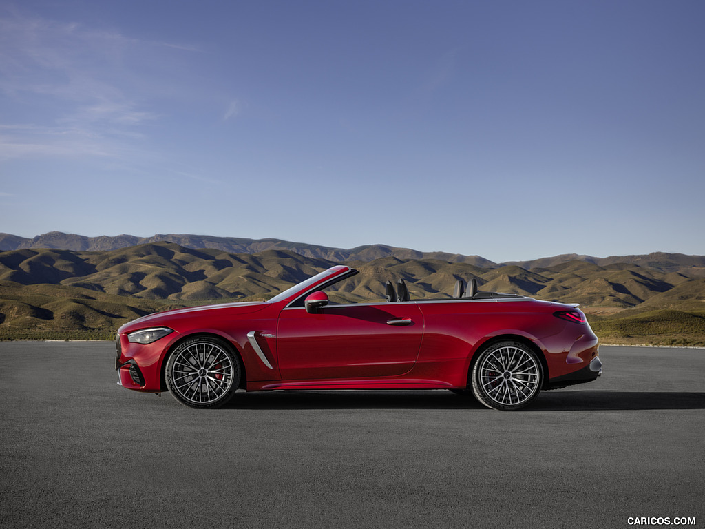 2025 Mercedes-AMG CLE 53 Cabriolet - Side