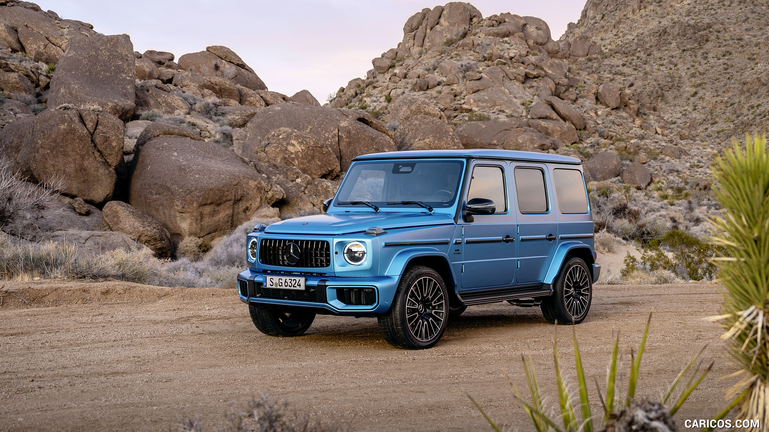 2025 Mercedes-AMG G 63 (Color: MANUFAKTUR Hyper Blue Magno) - Front ...