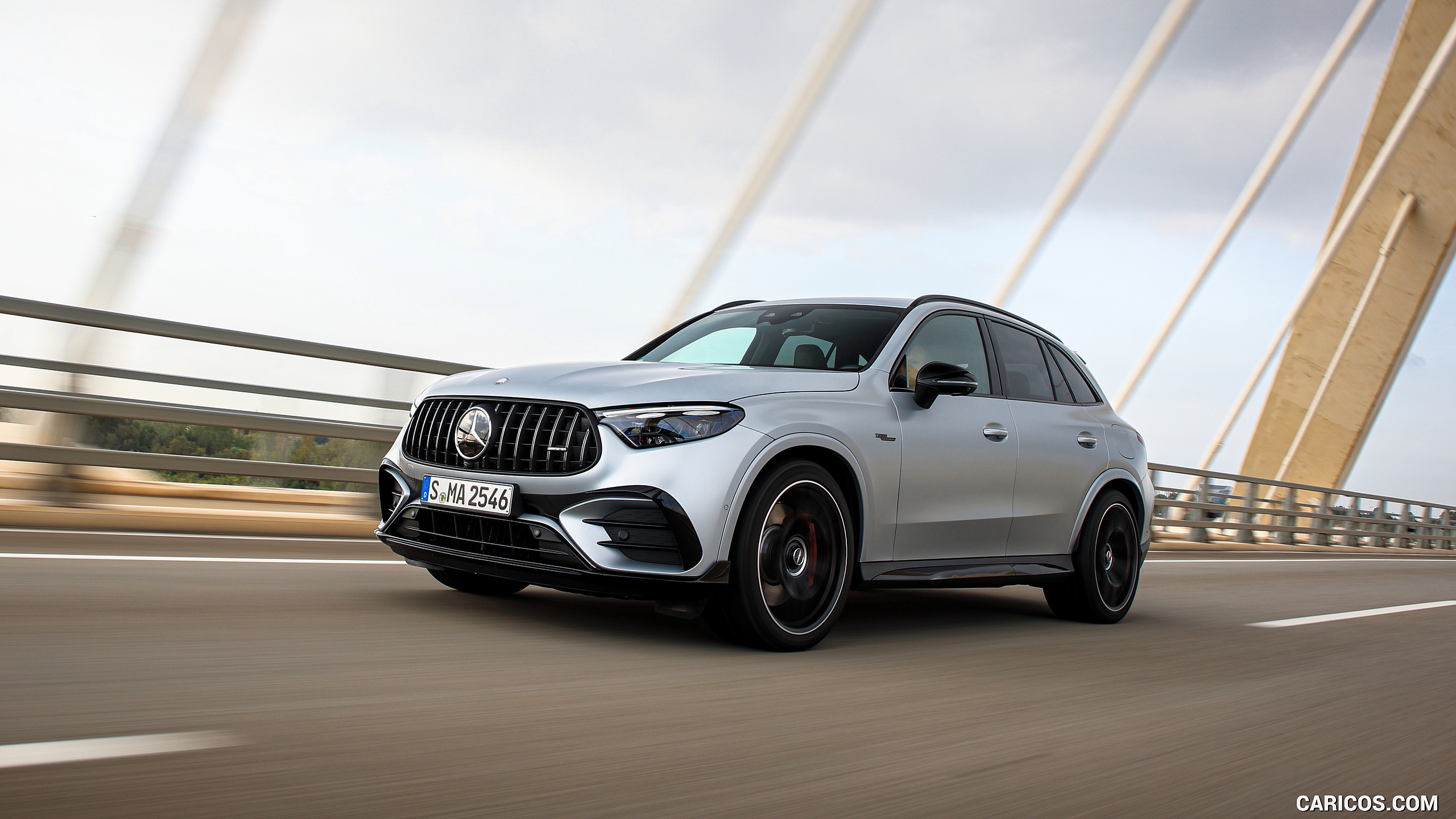 2025 Mercedes-AMG GLC 63 S E PERFORMANCE (Color: High-tech Silver Magno) - Front Three-Quarter, #150 of 210