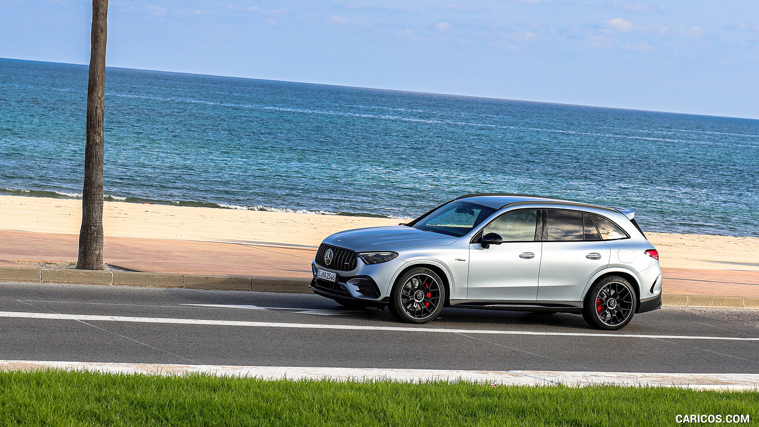 2025 Mercedes-AMG GLC 63 S E PERFORMANCE (Color: High-tech Silver Magno) - Side, #169 of 210