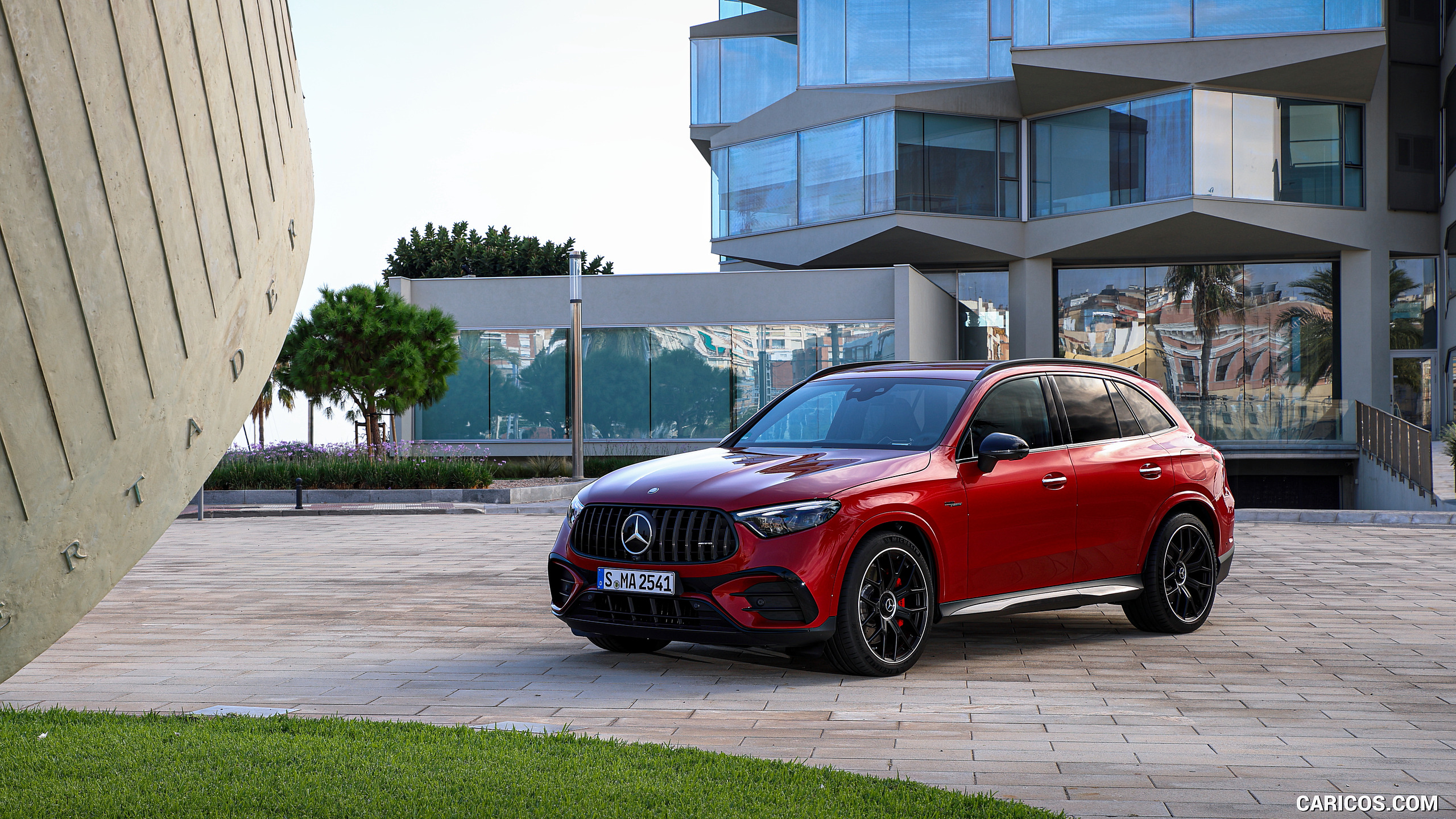 2025 Mercedes-AMG GLC 63 S E PERFORMANCE (Color: Patagonia Red Metallic) - Front Three-Quarter, #105 of 210