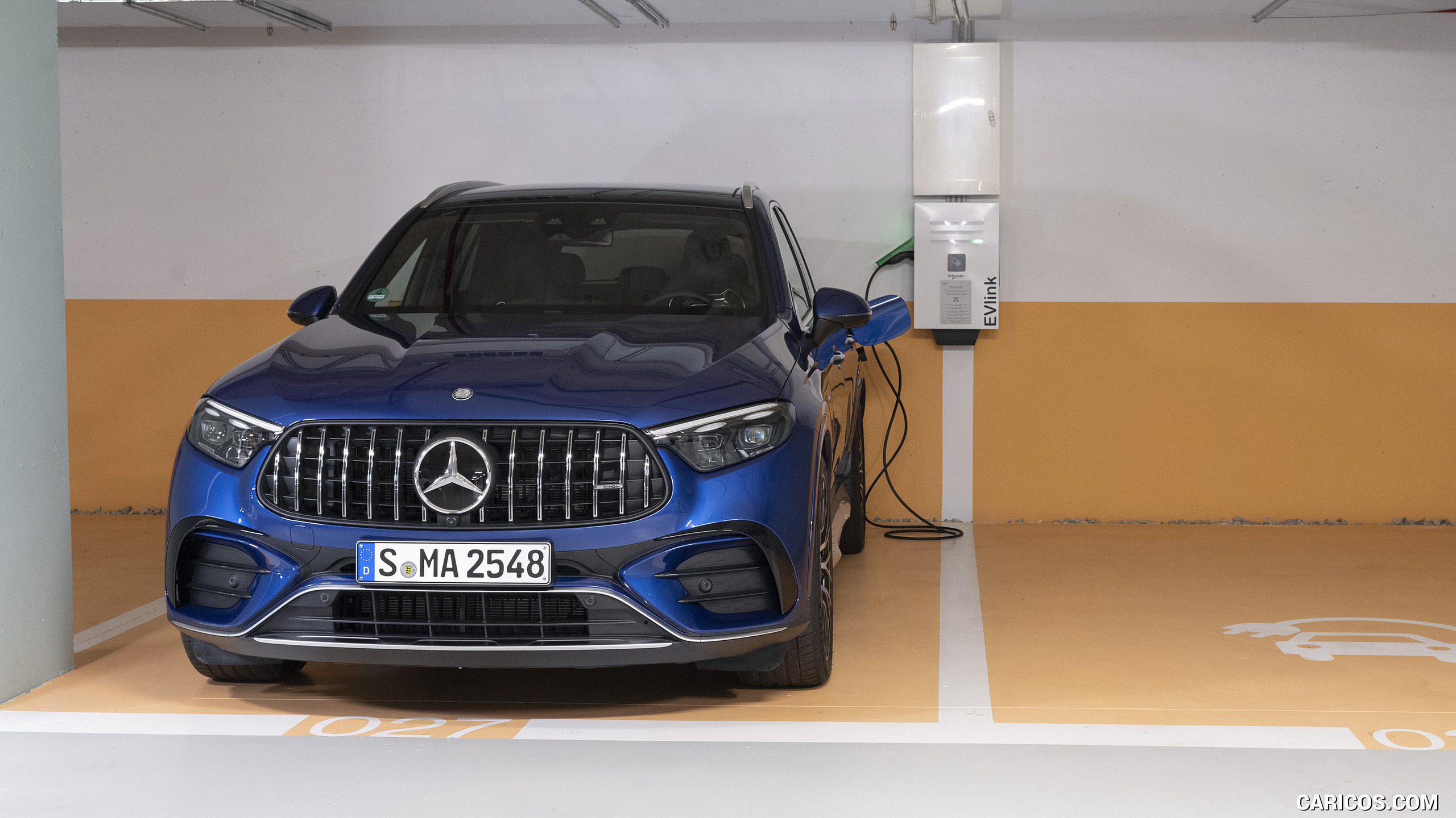 2025 Mercedes-AMG GLC 63 S E PERFORMANCE (Color: Spectral Blue Metallic) - Charging, #34 of 210
