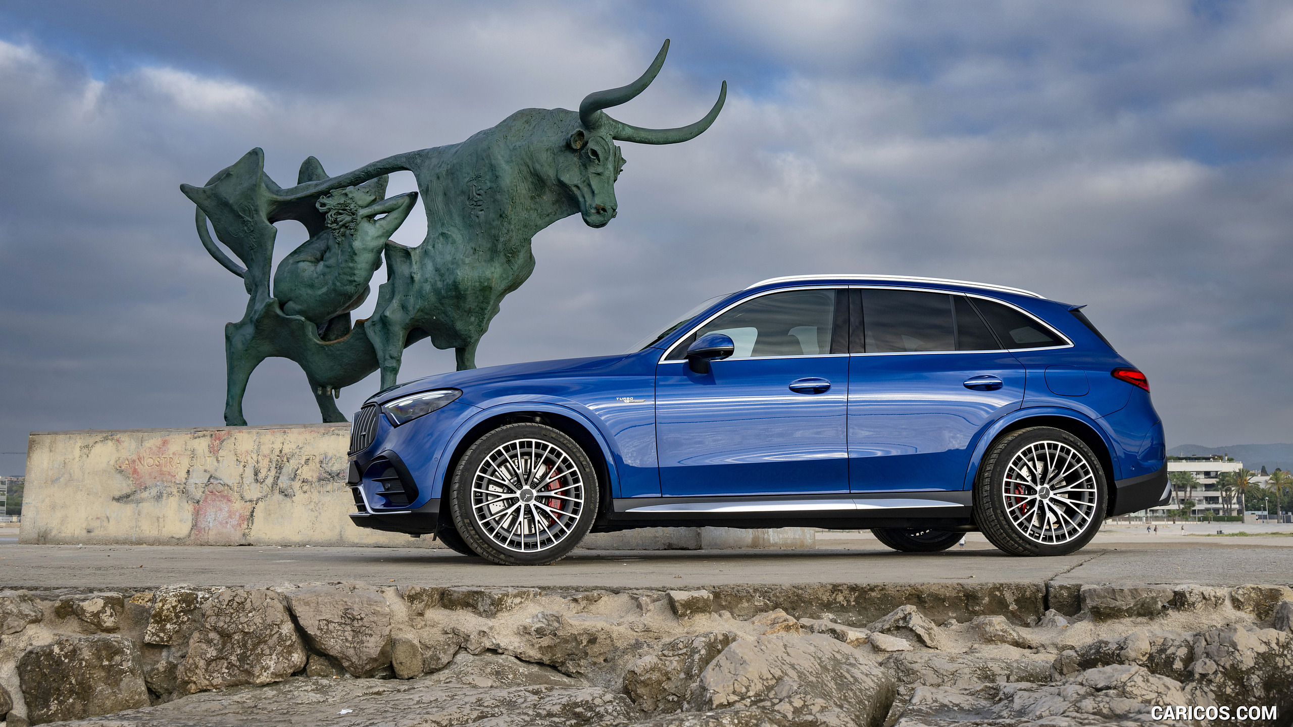 2025 Mercedes-AMG GLC 63 S E PERFORMANCE (Color: Spectral Blue Metallic) - Side, #47 of 210