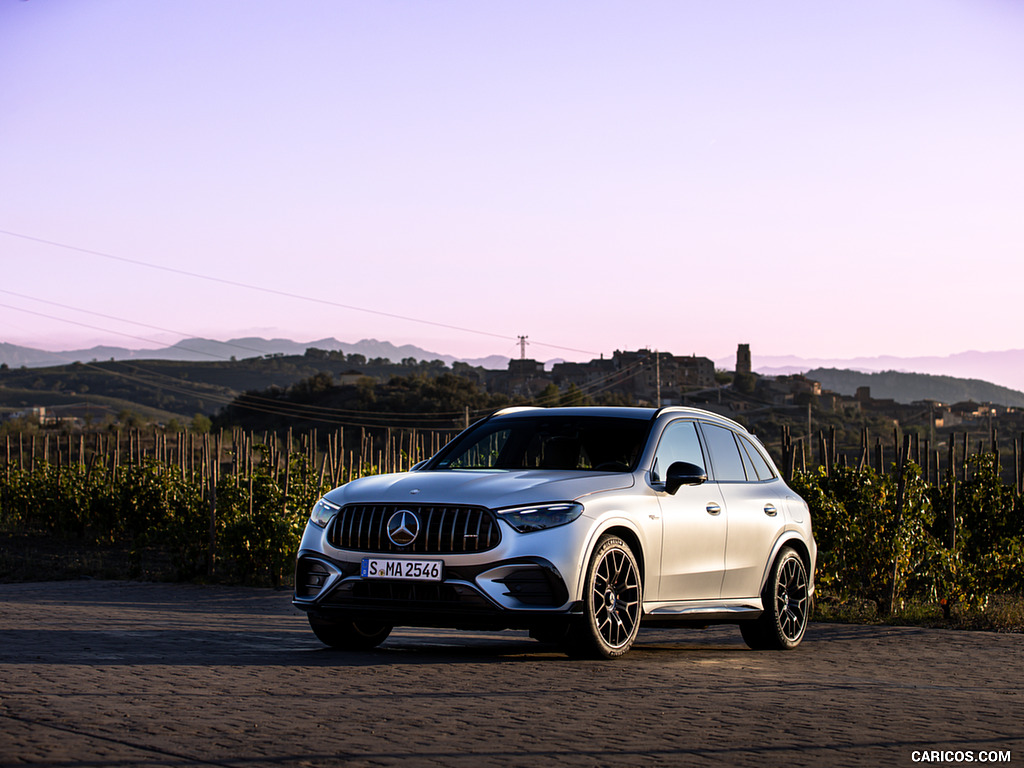 2025 Mercedes-AMG GLC 63 S E PERFORMANCE (Color: High-tech Silver Magno) - Front Three-Quarter