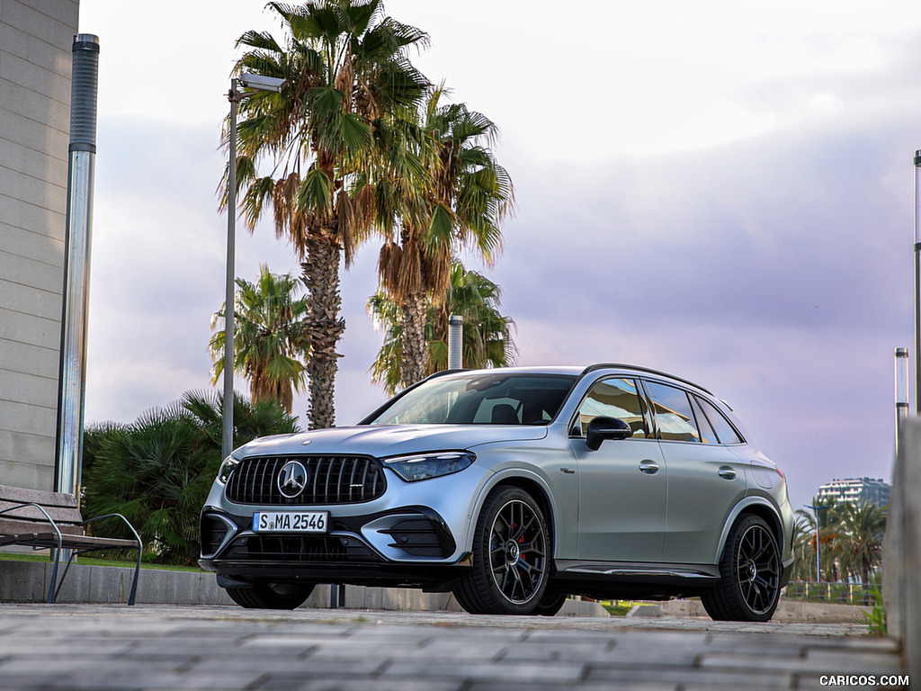 2025 Mercedes-AMG GLC 63 S E PERFORMANCE (Color: High-tech Silver Magno) - Front Three-Quarter