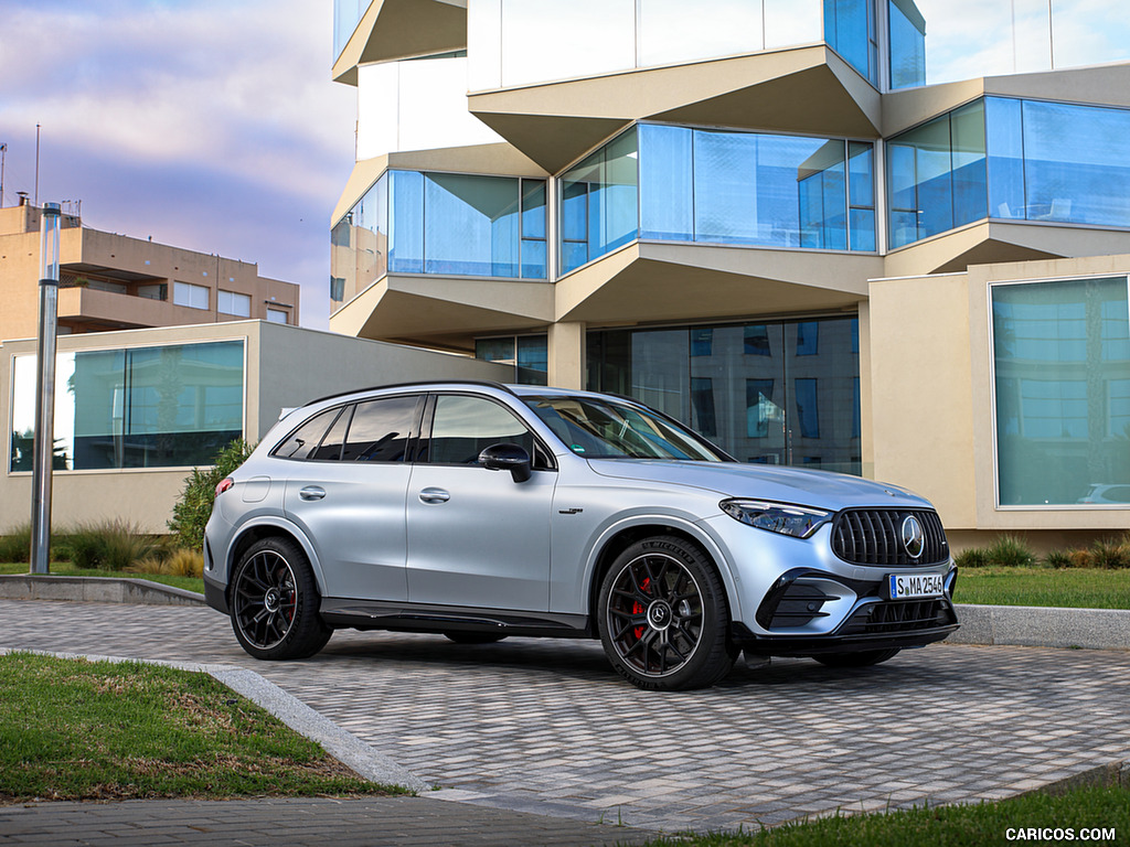 2025 Mercedes-AMG GLC 63 S E PERFORMANCE (Color: High-tech Silver Magno) - Front Three-Quarter