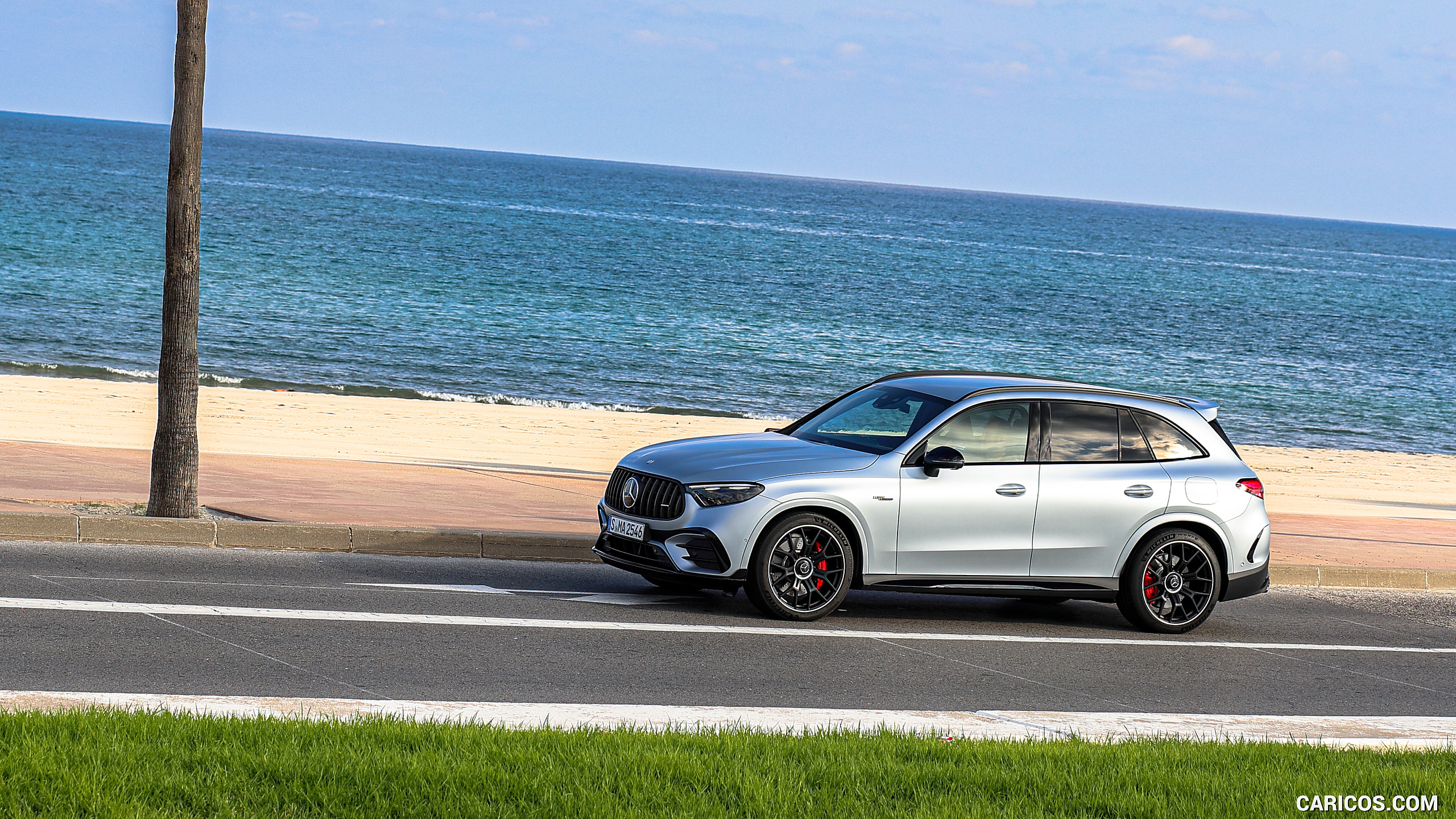 2025 Mercedes-AMG GLC 63 S E PERFORMANCE (Color: High-tech Silver Magno ...