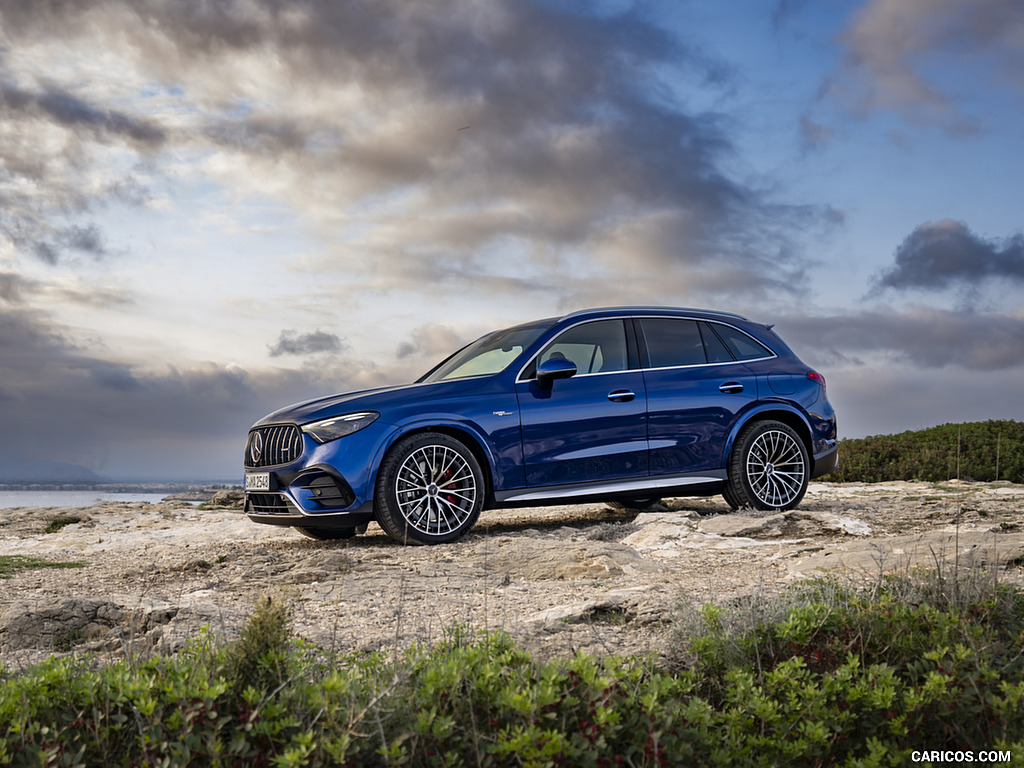 2025 Mercedes-AMG GLC 63 S E PERFORMANCE (Color: Spectral Blue Metallic) - Front Three-Quarter