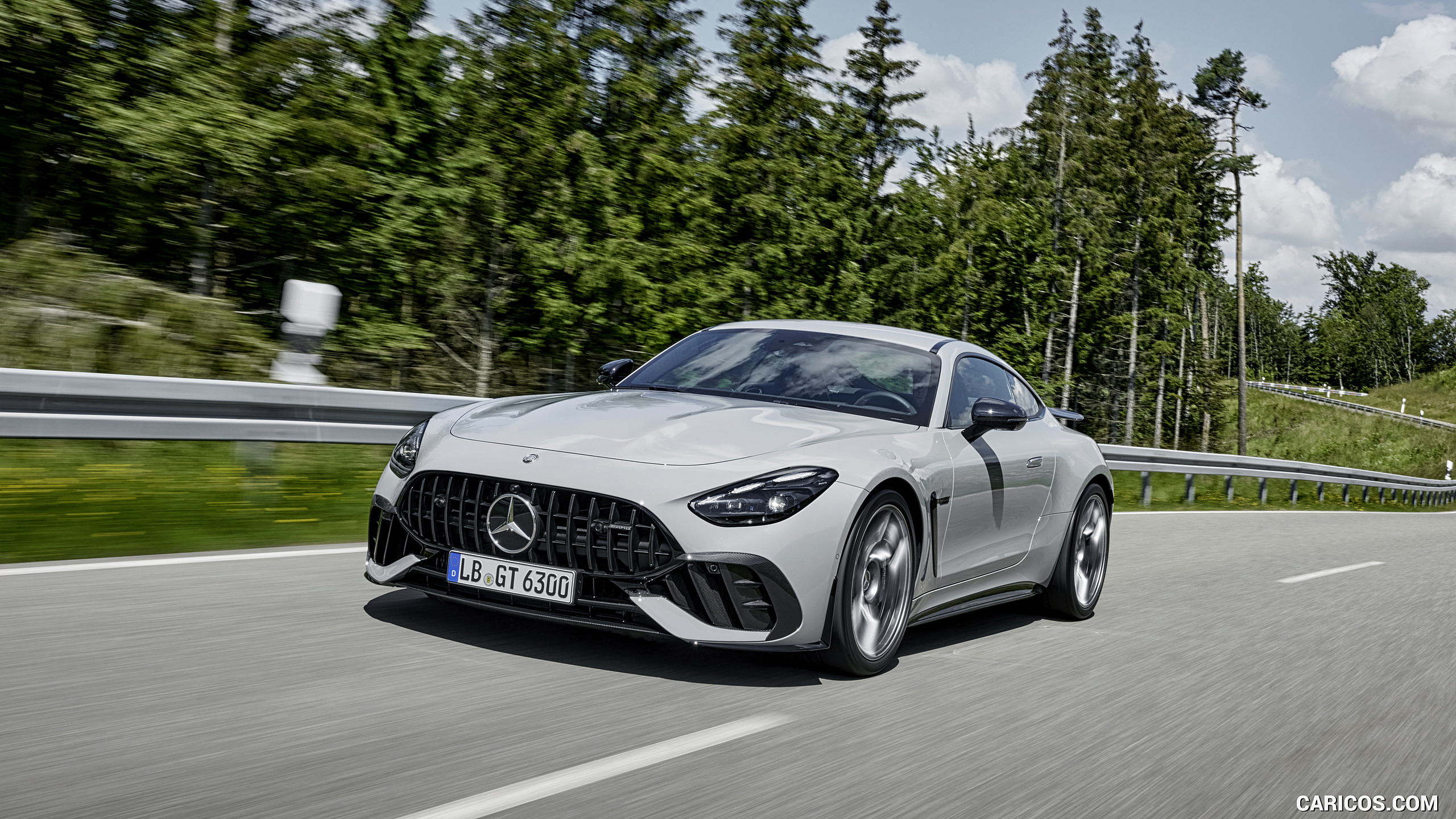 2025 Mercedes-AMG GT 63 PRO 4MATIC+ (Color: MANUFAKTUR Alpine Gray Solid) - Front, #4 of 44