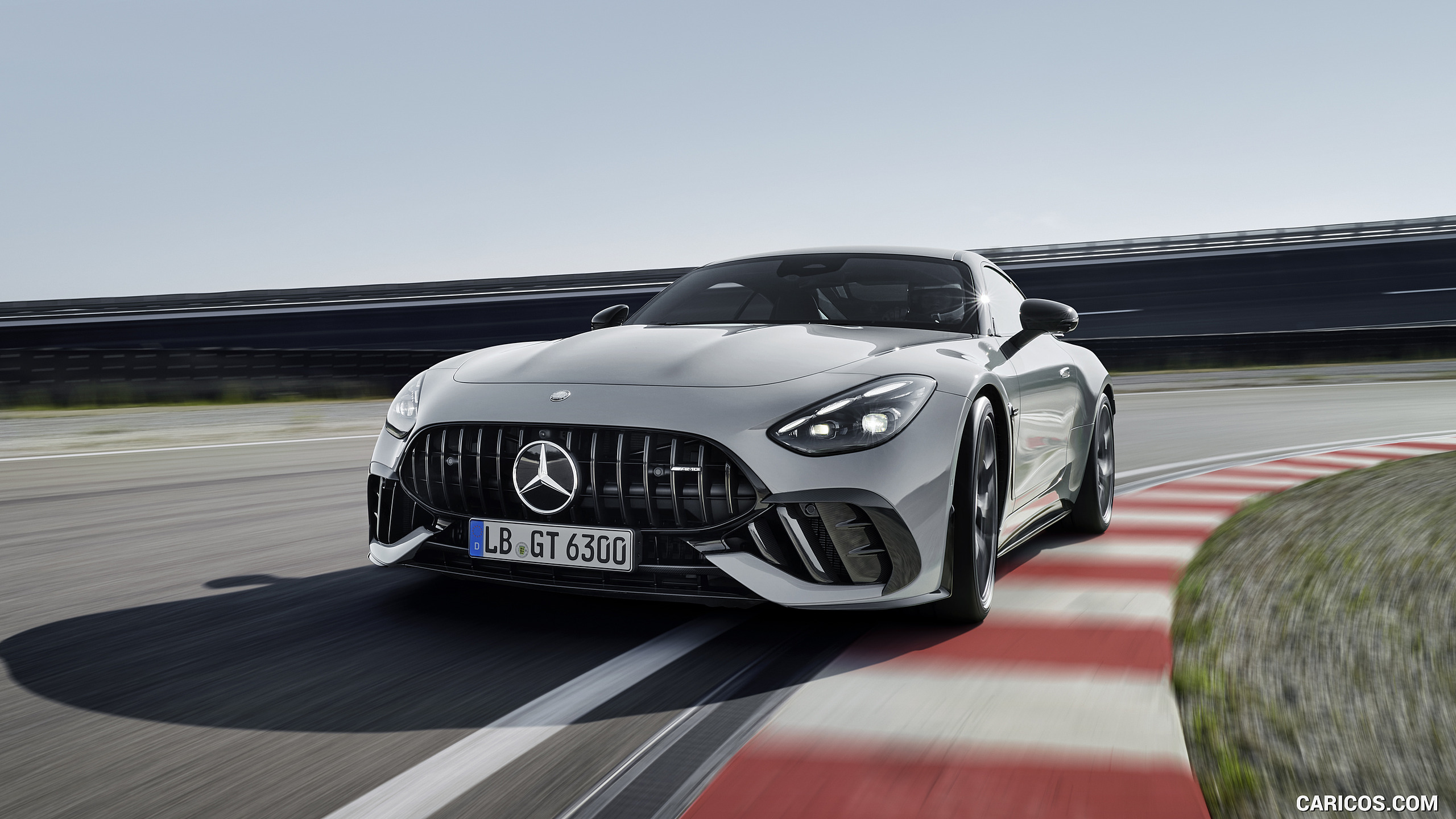 2025 Mercedes-AMG GT 63 PRO 4MATIC+ (Color: MANUFAKTUR Alpine Gray Solid) - Front, #18 of 44