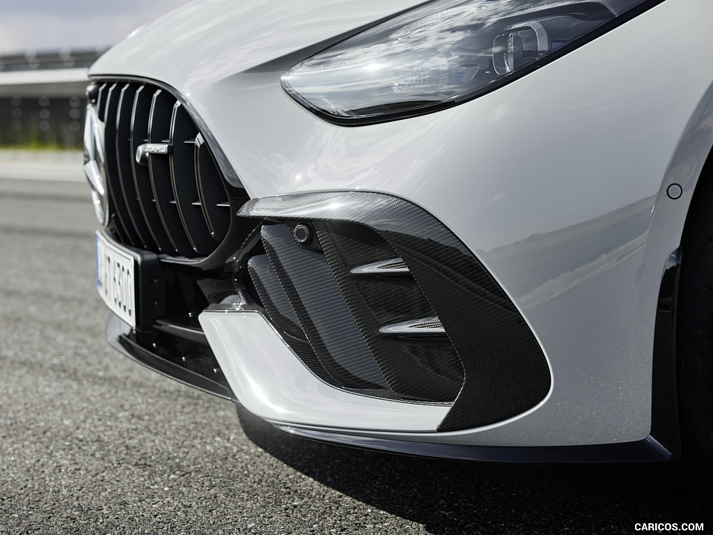 2025 Mercedes-AMG GT 63 PRO 4MATIC+ (Color: MANUFAKTUR Alpine Gray Solid) - Detail