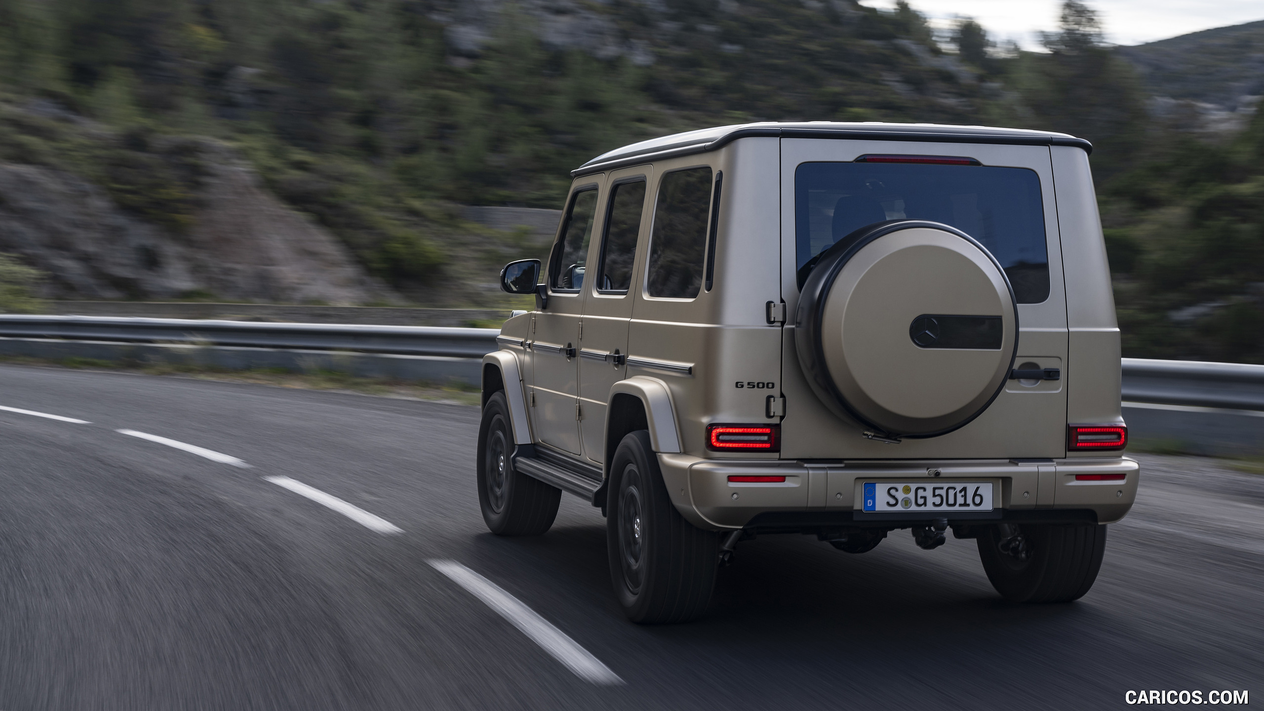 2025 Mercedes-Benz G 550 (Color: MANUFAKTUR Kalahari Gold Magno) - Rear, #83 of 135