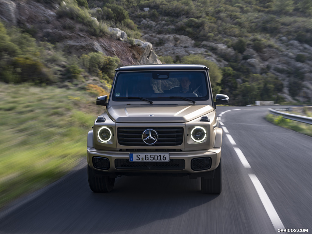 2025 Mercedes-Benz G 550 (Color: MANUFAKTUR Kalahari Gold Magno) - Front