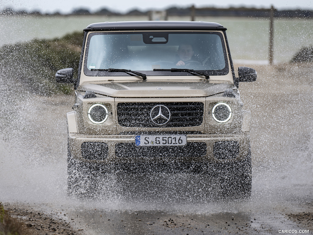 2025 Mercedes-Benz G 550 (Color: MANUFAKTUR Kalahari Gold Magno) - Front