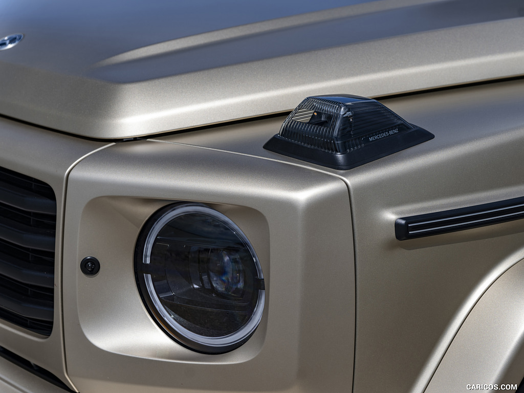 2025 Mercedes-Benz G 550 (Color: MANUFAKTUR Kalahari Gold Magno) - Headlight