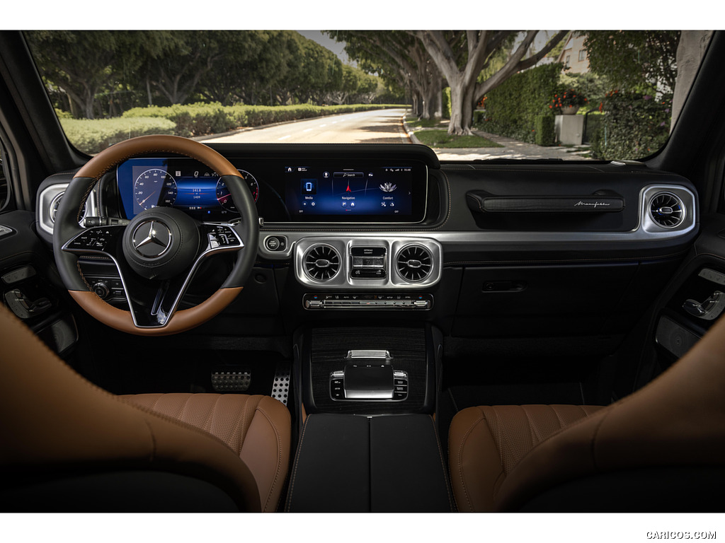 2025 Mercedes-Benz G 550 - Interior, Cockpit