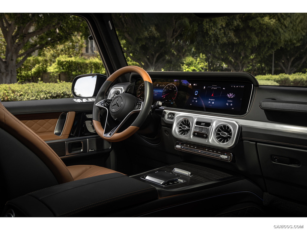 2025 Mercedes-Benz G 550 - Interior