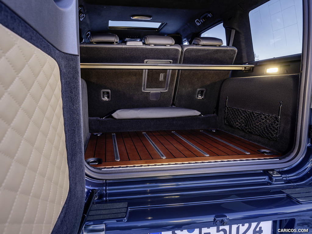 2025 Mercedes-Benz G 550 - Trunk