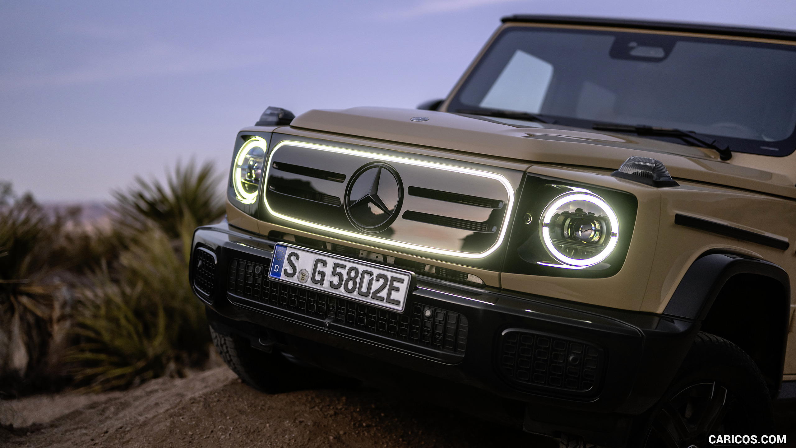 2025 Mercedes-Benz G 580 Electric with EQ Technology (Color: MANUFAKTUR Desert Sand Non-Metallic) - Front, #53 of 227