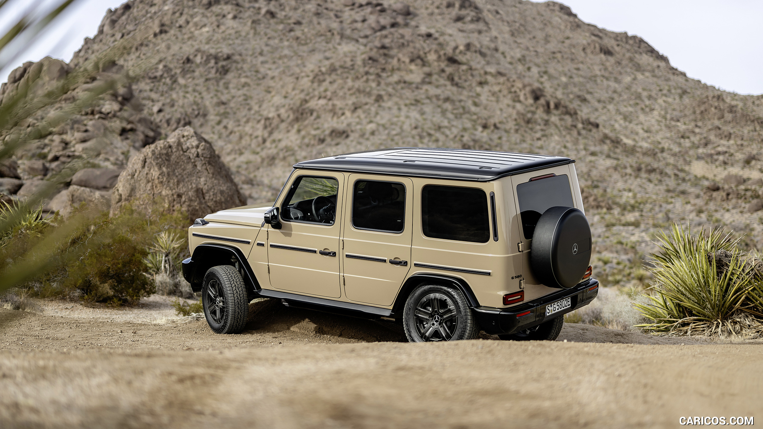 2025 Mercedes-Benz G 580 Electric With EQ Technology (Color: MANUFAKTUR ...