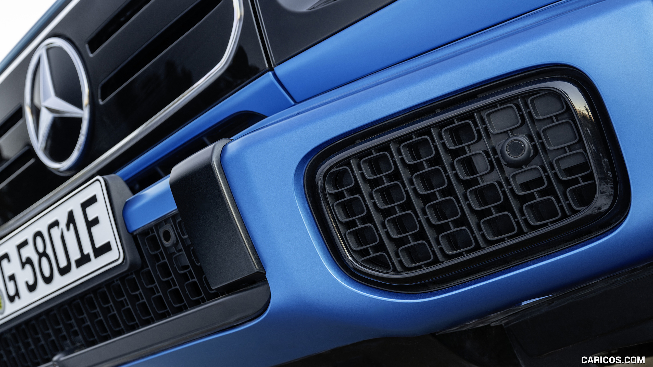 2025 Mercedes-Benz G 580 Electric with EQ Technology Edition One (Color: MANUFAKTUR South See Magno) - Detail, #11 of 107