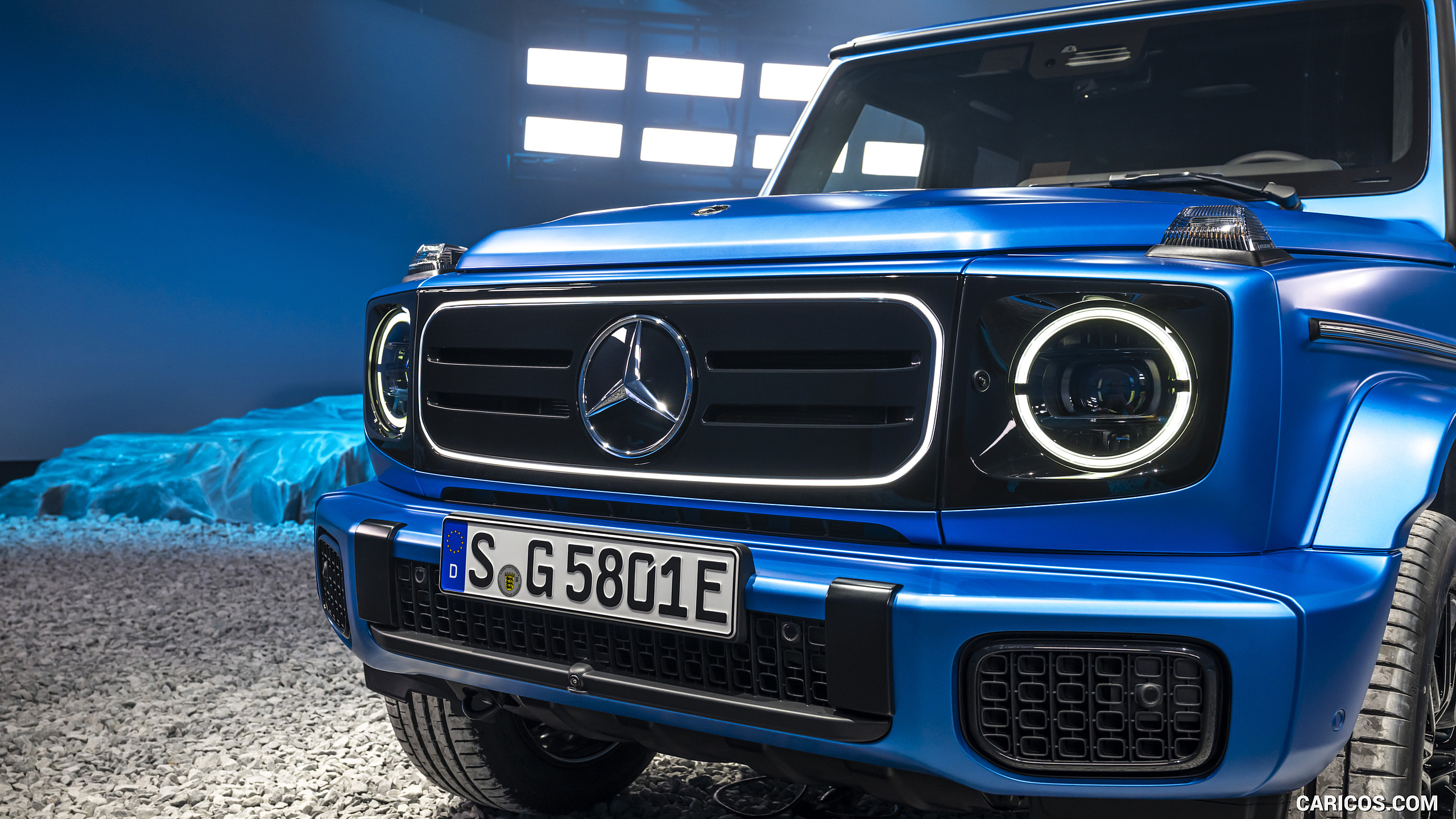 2025 Mercedes-Benz G 580 Electric with EQ Technology Edition One (Color: MANUFAKTUR South See Magno) - Front, #78 of 107