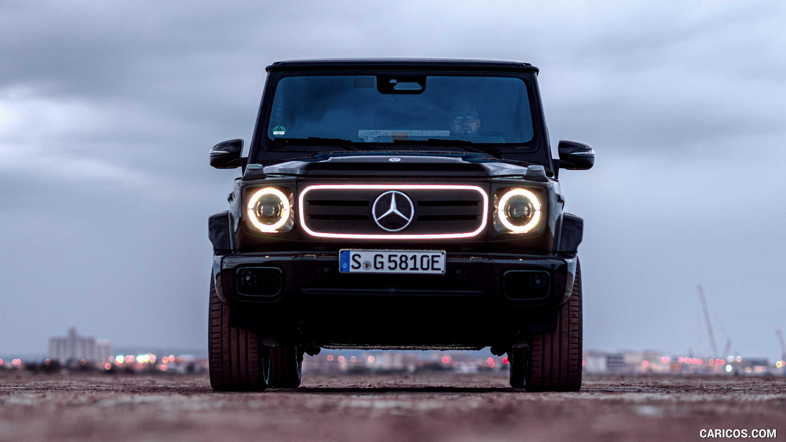 2025 Mercedes-Benz G 580 with EQ Technology (Color: Obsidian Black Metallic) - Front, #126 of 227