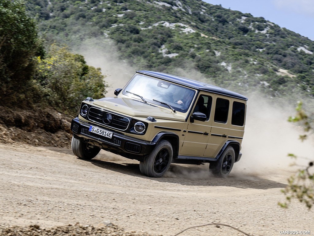 2025 Mercedes-Benz G 580 with EQ Technology (Color: MANUFAKTUR Desert Sand) - Off-Road